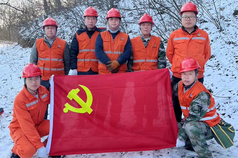 互融共促 同频共振 ——记陕西地矿物探队工程物探勘查院党支部